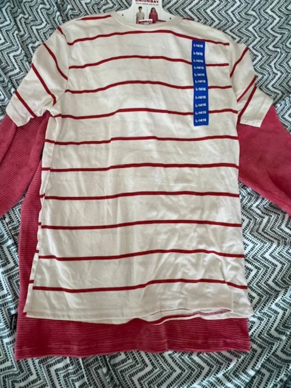 Union Bay set (1 T-shirt & 1 hoodie) size 14 - 16 NWT